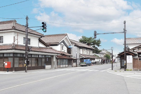 The Odazuki district, with its storehouses, symbolizes Kitakata.