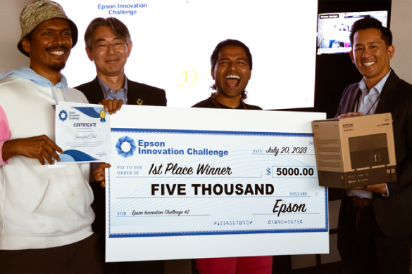 Winning Team Immigrant First together with Junkichi Yoshida, COO of Printing Solutions Division Seiko Epson Corporation and Tim Nguyen, Manager Business Development & Partner Innovation Epson America Inc.